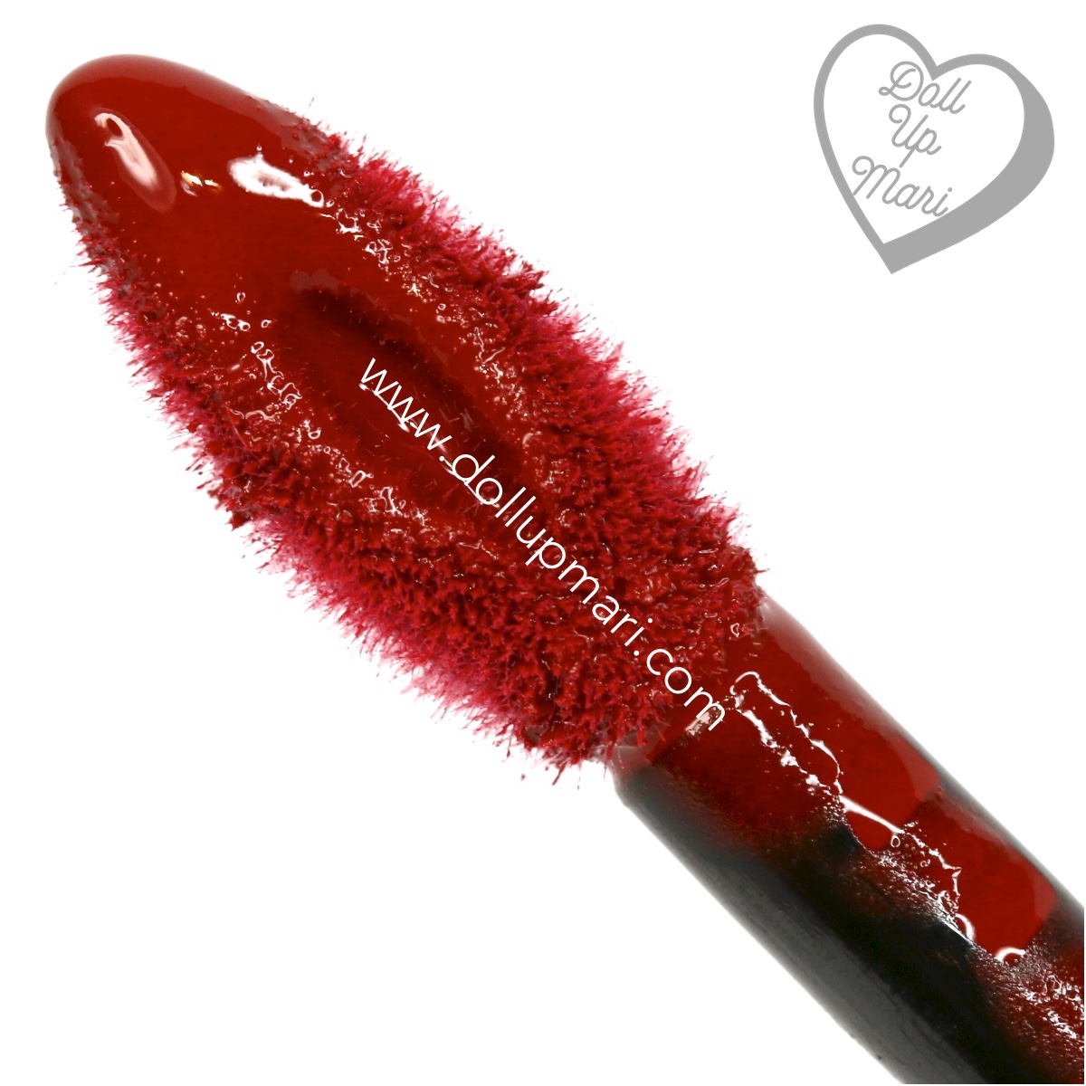 Applicator Zoom of 295 Dauntless shade of Maybelline Superstay Matte Ink Liquid Lipstick Rogue Reds