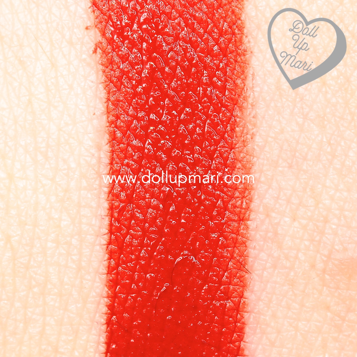 swatch of 315 Extraordinary shade of Maybelline Superstay Matte Ink Liquid Lipstick Rogue Reds collection