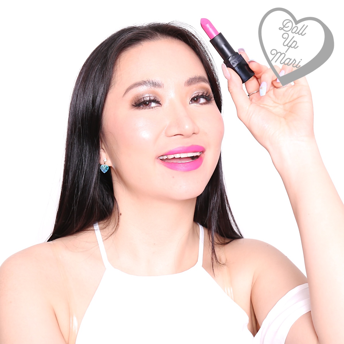 Mari wearing Splendidly Fuchsia shade of AVON Perfectly Matte Lipstick