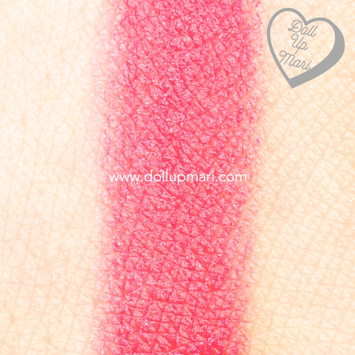 swatch of Vibrant Melon shade of AVON Perfectly Matte Lipstick