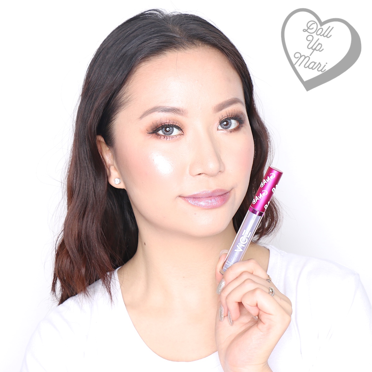 Mari wearing the Glitter Topper of the Fashown set of Vice X Bang Lip set collection